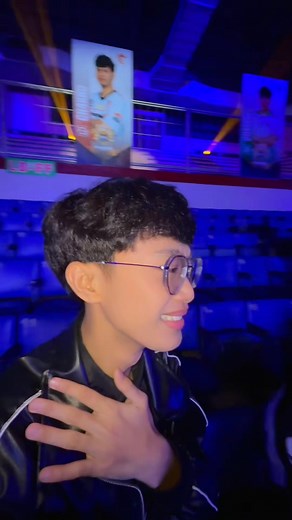 Pumunta kami ni Jiji Plays sa Super Fan City sa MPL Arena! 🤩 Sobrang saya dahil ang dami naming na-experience na fun games, naiuwing prizes, at nakilalang tao sa Super Fan City sa MPL Arena! 🎁🤩 Gusto mo rin ba ng amazing in-game rewards? ‘Wag nang magpahuli, mag-log in na sa MLBB para sa 9th Anniversary Event surprises!💥🤯 #MLBB #MLBB9TH #9thToMeetYou #AnniversaryAfterParty #MPLPH #MPLPhilippines #MobileLegendsBangBang #EsportsPH #MPLPHSeason16 #LakasNgPinas | Lux Gaming