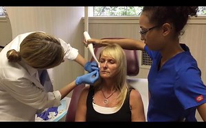 The Doctor Demonstrates Filler injections With No Pain or Bruises