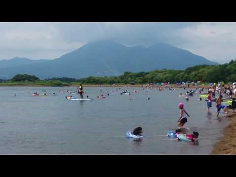 湖水浴！福島県猪苗代湖は最適な遊び場！