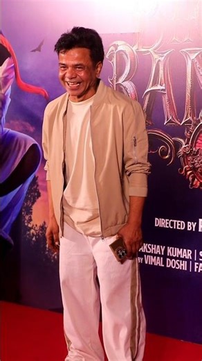 Rajpal Yadav Red Carpet Cast and Crew screening of Bhooth Bangla! #rajpalyadav