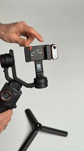 Want to level up your video shoots? this is for you!🎉 No app needed, track any subject in real-time with native camera for silky smooth panning 😎Check it now! Link in my bio! 🔥 ✅AI Tracking & Gesture Control ✅1.4" Full-Color Touchscreen ✅Detachable Remote ✅193mm Built-in Extension Pole | Hohem
