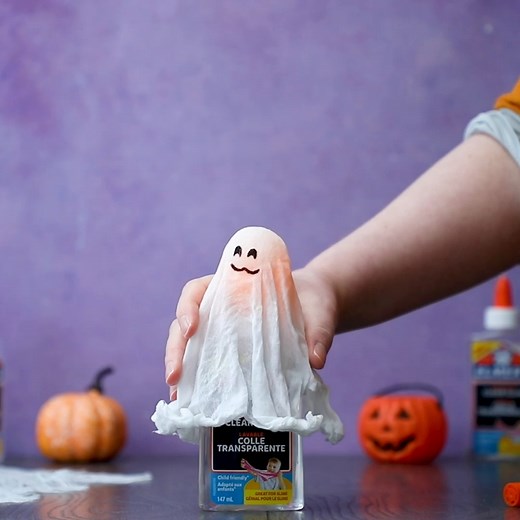 A little festive glue ghost is just what this #Halloween season needs! 👻 👻 👻 Get the instructions here: http://spr.ly/6180MiLru | Elmer's