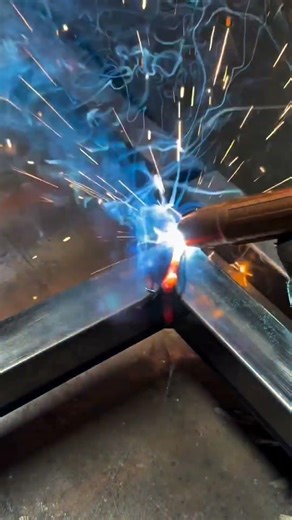 Perfect 45° Steel Joint Welding Trick! 🔥 #beginnerswelder #stickwelding #weldwheels