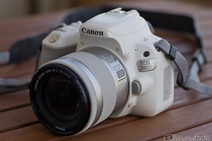 Canon EOS 200D, análisis: Una cámara “diferente” para quien quiera iniciarse en el mundo réflex con estilo