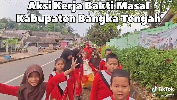 Kerja Bakti Masal untuk World Clean Up Day 2025