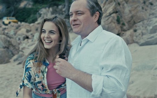 Dom dobry (2025) - recenzja, opinia o filmie [WB]. "Jeszcze się nam ułoży..."