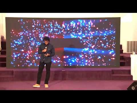 The Discovery Center Live!