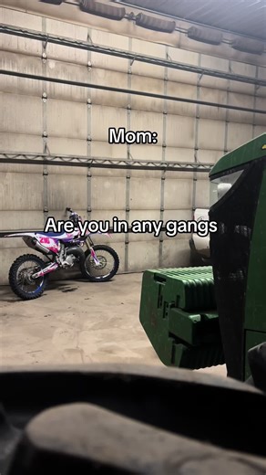 2024yzkid (@2024yzkid)’s video of mom