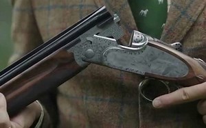 人类技术-贝雷塔公司电影