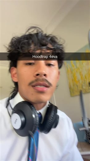 @villy.mp3 on Instagram: "Juju on the beat #sydney #artist #eshays"