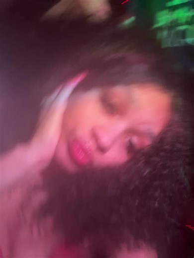 giggleinchworm (@giggleinchworm)’s videos with original sound - Katie😋