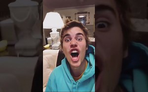 贾斯汀比伯更新Ins Stories：日常犯傻！