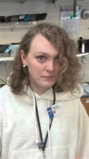 Pawn shop employee BAFFLED by fake instrument!