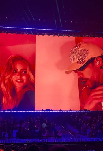 Loreto Peralta y Bad Bunny en La Casita