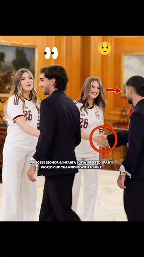 Princess Leonor & Infanta Sofía Greeted Spain's World Cup Champions with a Smile! 👑🇪🇸🏆