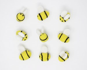 Felt Bumblebees | Felt Honey Bees | Felted Bumble Bee | Felt Bees | Honey Bee Felt Balls | Bumble Bee Felt Balls | Choose Quantity - Etsy