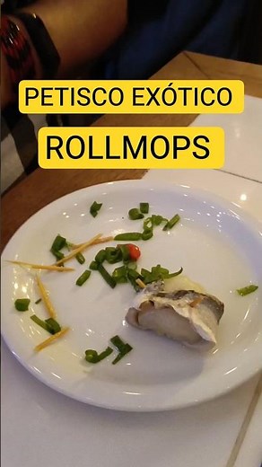 I tried Rollmops, the exotic snack from Curitiba.