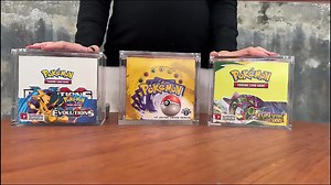 TCG Wholesale Pokemon Booster Box 1st Edition Acrylic Case Pokemon Evolutions Booster Box Protector Pokemon Cards English Case