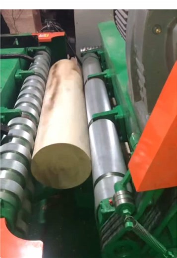 Cedar veneer customer's production factory. If you need any equipment, please contact me! #plywood #veneer #woodworking #wood #cedarwood