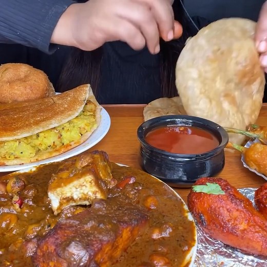 ASMR CHILLI BAJJI,BARBECUE CHICKEN LEGPIECE,SAMOSA,MAGGI NOODLES,DAHIPURI,CHOLEPURI FOODEATING Part 13 | Spice Asmr