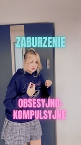 Zaburzenie obsesyjno-kompulsyjne (OCD) wiąże się z ogromnym cierpieniem i zagubieniem ❤️‍🩹 👉Składają się na nie: obsesje (czyli myśli natrętne) oraz kompulsje (czynności natrętne). 💡Obsesje są to nawracające myśli lub wyobrażenia, powodujące znaczny lęk i odbierane przez osobę ich doświadczającą jako nieodpowiednie i/lub zagrażające. Myśli natrętne są oporne na próby ich ignorowania lub tłumienia, a osoba ich doświadczająca neutralizuje je przy pomocy czynności natrętnych (kompulsji). 💡Kompu