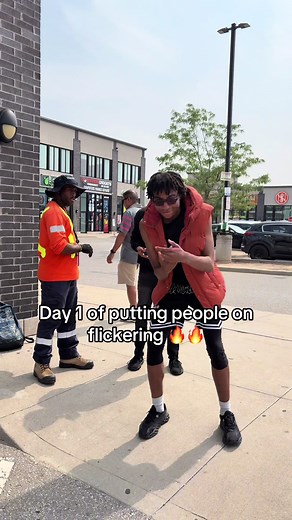 How to Put a Screen Protector on iPhone 14