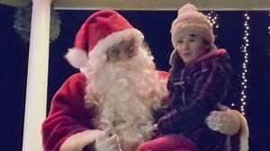 Signing Santa surprises deaf girl
