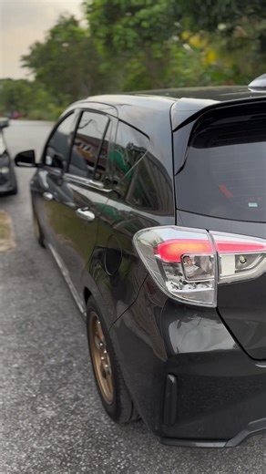 Exploring the Sirion Myvi: Features and Style in Granite Grey