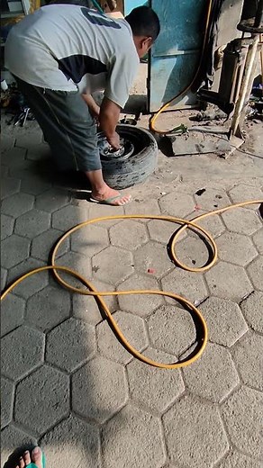 installing an inner tube on a tubeless tire #tyre #tyres
