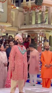 483K views · 2K reactions | Check out bride Radhika Merchant’s mother and sister perform for her at the wedding festivities #ambanifamily #ambani #anantambani #radhikamerchant #ARwedding #ambaniwedding | HT City | Facebook