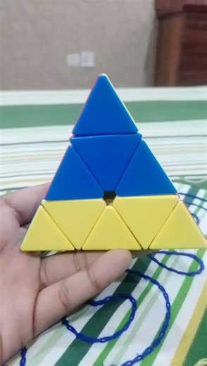 How to make a Ukraine 🇺🇦 flag on pyramid cube