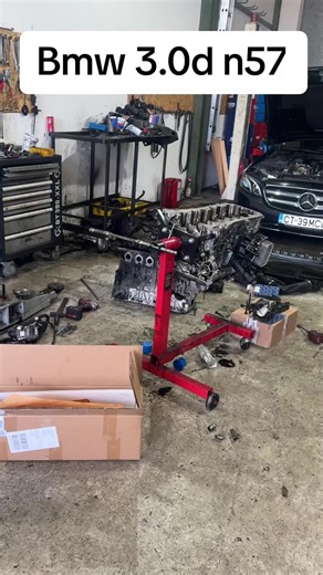 Repararea motorului BMW N57: Găuri, bloc motor și soluții