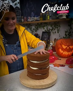 Terrifying Pennywise Cake! Baking nightmares, one cake at a time 🤡🎂 | Chefclub Network