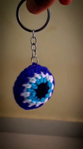 crochet Evi eye key chain