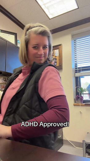 Comfy Crisscross Chair Review for ADHD Needs