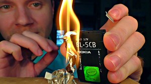 How to start a fire with a cell phone: simple survival experiment