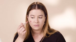 Extreme Beauty: Julia Fox Eyes