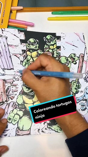 Coloreando Tortugas Ninja con Bic Crayones Giratorios