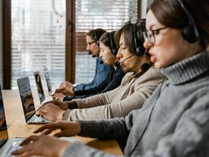 Tailored Support Services for Seamless User Experience