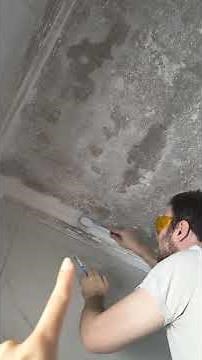 My house is new, and the bathroom is already like this! Mold on the bathroom ceiling! 😖🛁