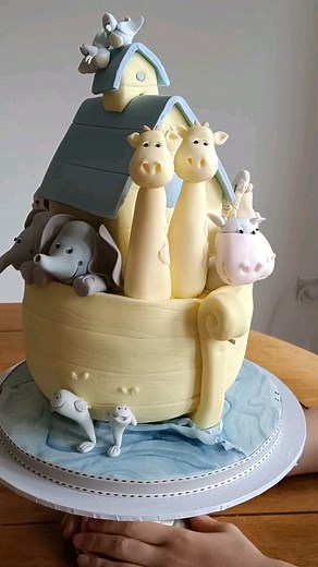 34 reactions | 360 degrees of Noah's Ark baby shower cake. A Debbie Brown design...... | Leslea Matsis Cakes | Facebook