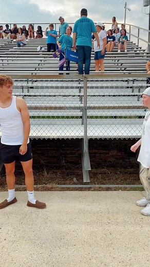 still the best student section in the state 🏈🏈😌😌😌 ##wstudents##showuporshowout