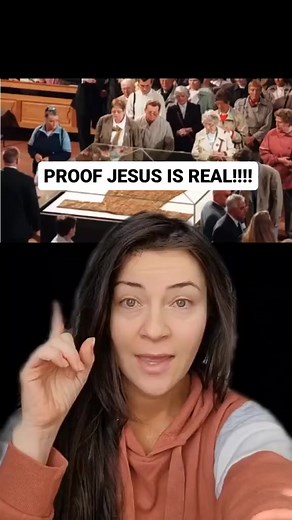 1.5M views · 119K reactions | Proof that JESUS IS REAL!  #christianreels #prayerworks #HolySpirit #Jesus #God #spirituality #motivational #motivation #proof #worship | It's The Armstrongs | Facebook