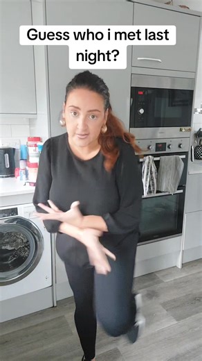 Meeting Dawn French: A Legendary Encounter