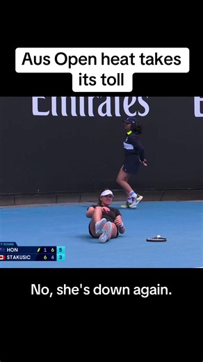 Marina Stakusic Struggles in Aus Open Heat