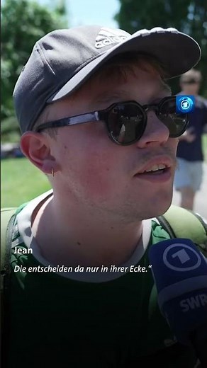 Vor dem G7-Gipfel im französischen Évian sind Tausende Menschen in Genf auf die Straße gegangen.