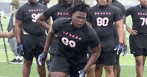 2025 Three-Star DT Target Chace Sims Nearing Decision, Talks Finalists