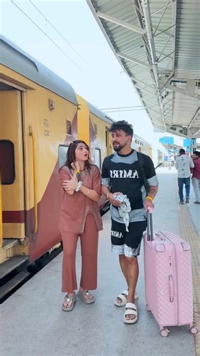 “Building Wooden Log Cabin in Forest 👽🌲| Survival House Step by Step” part-11