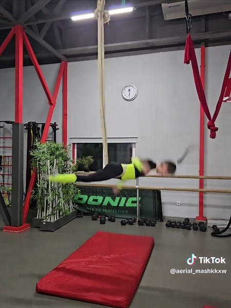 Aerial Performance at Festival in Dnipro | Tutorial on Hammock Tricks