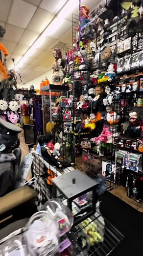 D Monster Shop: Everything for Halloween Lovers